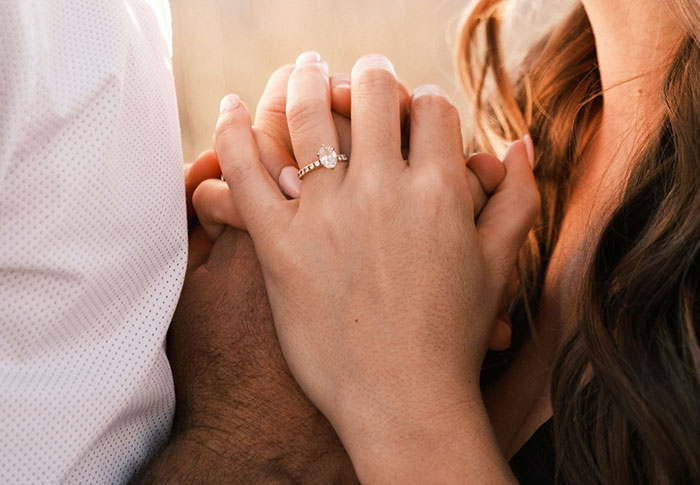 Someone Asked, ‘What’s A Secret You’ll Never Tell Your Partner?’, 40 People Delivered - 8