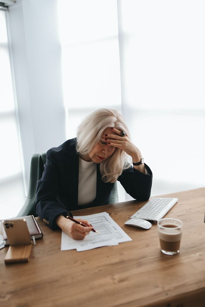 “You’re All Adults, Not Children, You Can Hold It”: 30 Times People Realized They Needed To Drop A Class Immediately