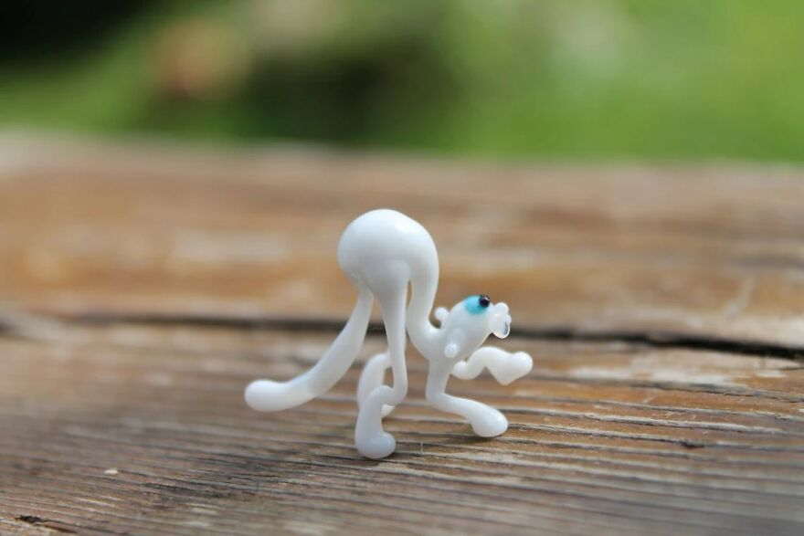 I Own The Glass Symphony Workshop, Make Custom Glass Cats In All Colours, Here Are Some Of Them I Own The Glass Symphony Workshop, Make Custom Glass Cats In All Colours, Here Are Some Of Them