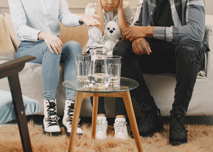 20 Formas de darte cuenta de quiénes son malos padres, compartidas en este hilo online