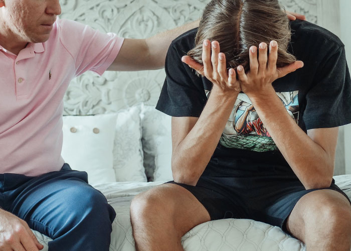 20 Formas de darte cuenta de quiénes son malos padres, compartidas en este hilo online