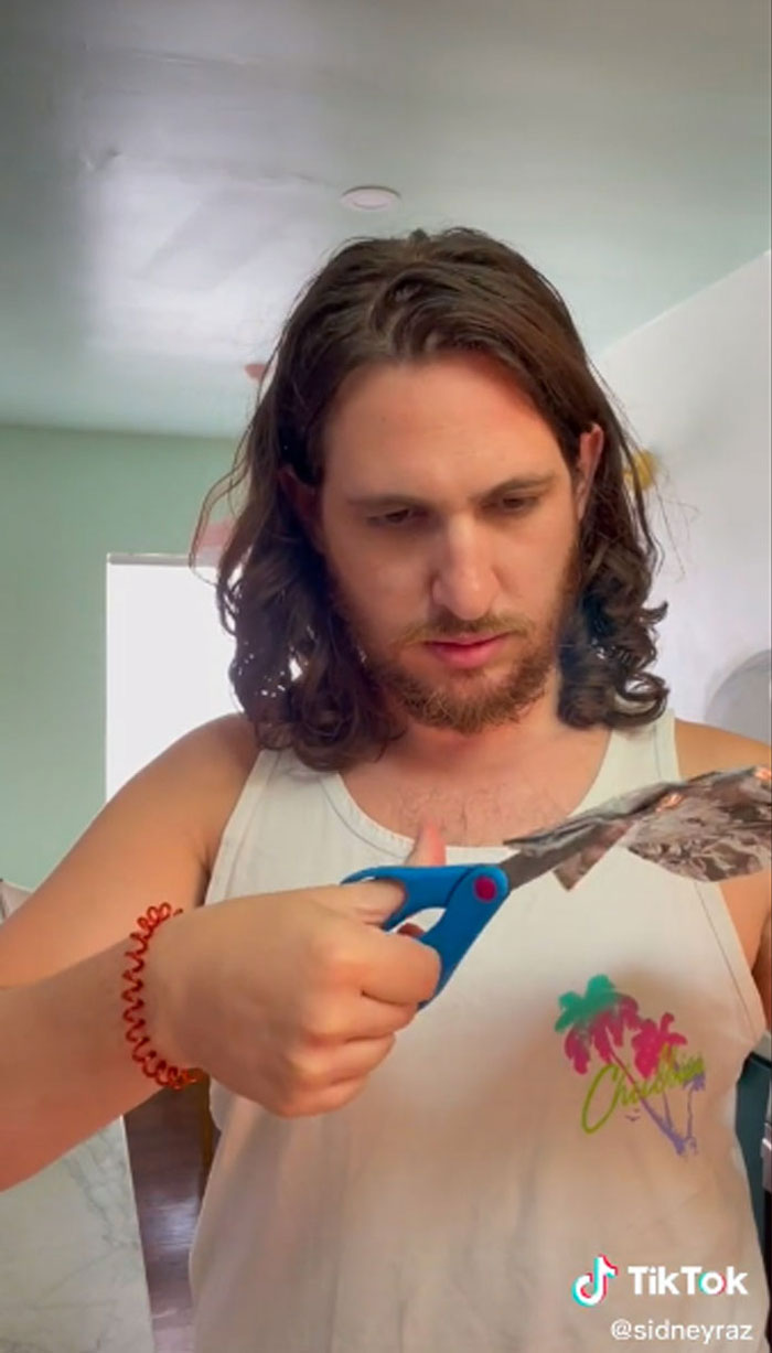 You Can Sharpen Scissors By Cutting Aluminum Foil