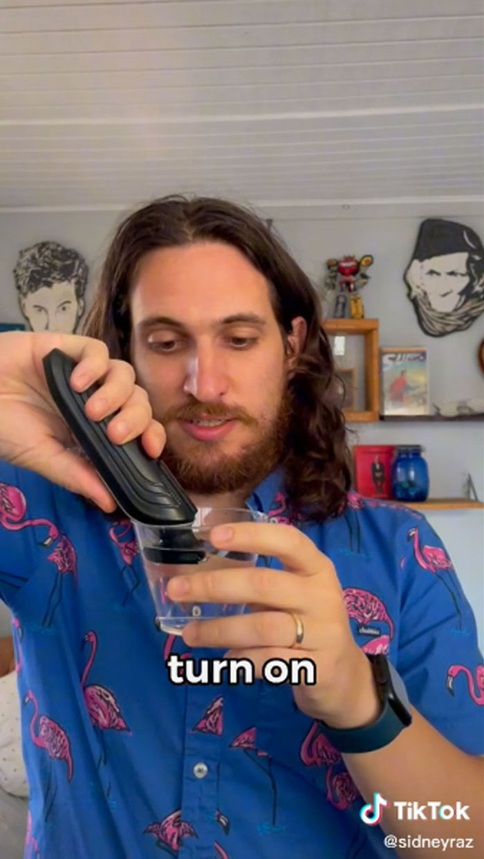 You Can Clean The Inside Of Your Electric Razor