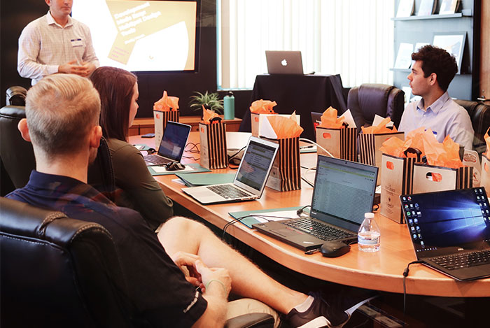 "As Soon As He Arrived, He Created Such A Toxic Environment": Person Shares Their Horrible Experience Working For An American Boss