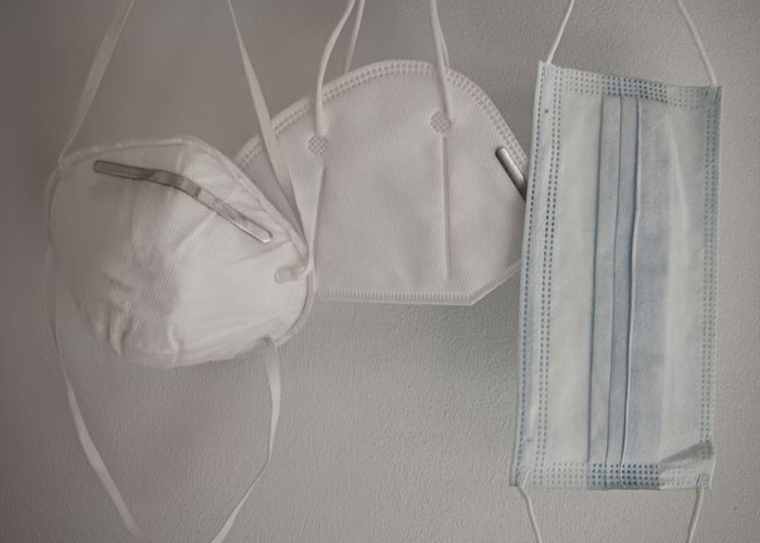 Someone Asks What Current Trend Will Be The Most Regrettable 20 Years From Now, And 35 People Don't Hold Back - 18