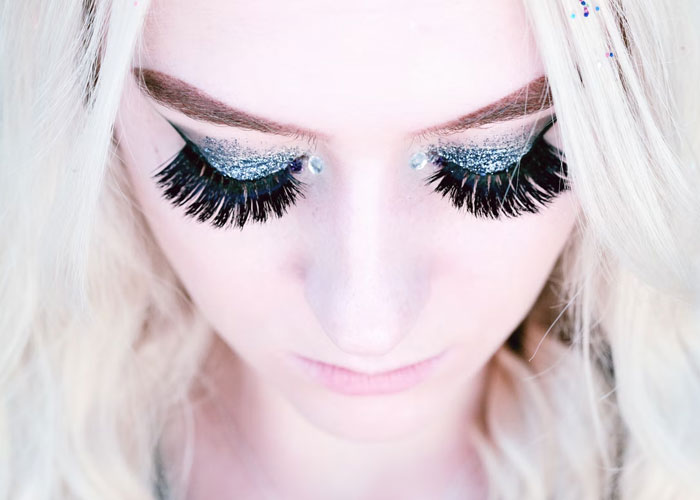 Someone Asks What Current Trend Will Be The Most Regrettable 20 Years From Now, And 35 People Don't Hold Back - 10