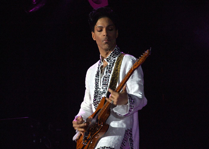 40 Times People Regretted Meeting Celebrities In Real Life Due To It Getting Awkward