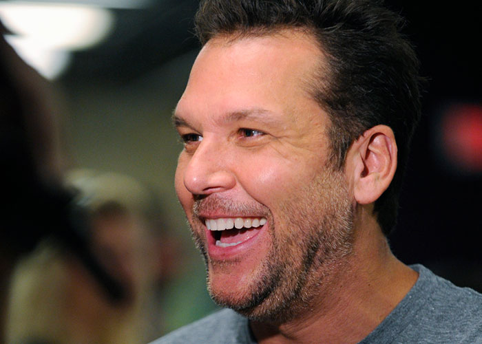 40 Times People Regretted Meeting Celebrities In Real Life Due To It Getting Awkward