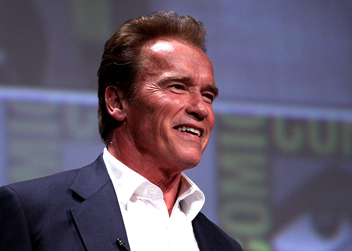 40 Times People Regretted Meeting Celebrities In Real Life Due To It Getting Awkward