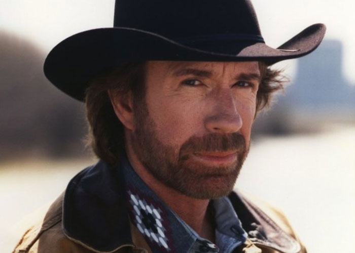 40 Times People Regretted Meeting Celebrities In Real Life Due To It Getting Awkward