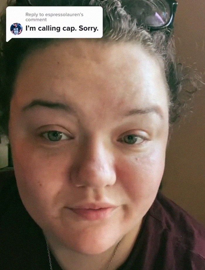 Plus-Size Woman Left In Shock After Waiter Fat-Shames Her So Outrageously, Other People Can't Even Believe It