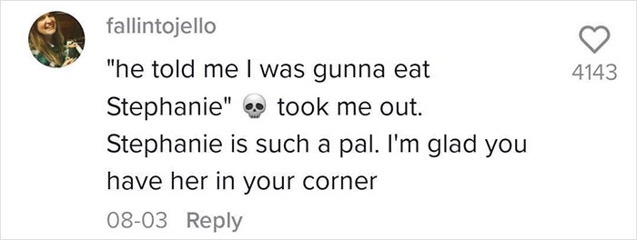 Plus-Size Woman Left In Shock After Waiter Fat-Shames Her So Outrageously, Other People Can't Even Believe It