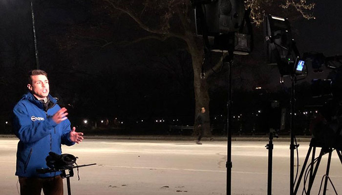 Weatherman Stunned To Discover His TV Is A Touch Screen, And The Internet Can’t Get Enough - 10