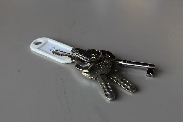 25 Personas cuyo cerebro dejó de funcionar comparten lo más extraño y divertido que hicieron