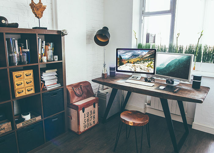 Tired Of Having To Host Husband’s Family All The Time, Woman Converts Guest Bedroom Into Her Office, Relationship Drama Ensues Tired Of Having To Host Husband’s Family All The Time, Woman Converts Guest Bedroom Into Her Office, Relationship Drama Ensues