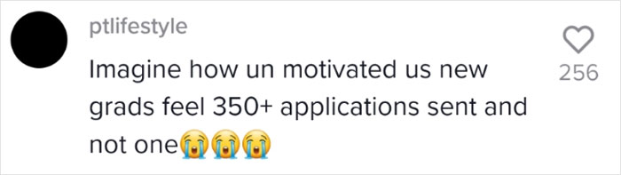 "It&rsquo;s All A Scam": Woman Applies To 76 Jobs In 8 Weeks And Receives Zero Responses, Starts A Debate Online