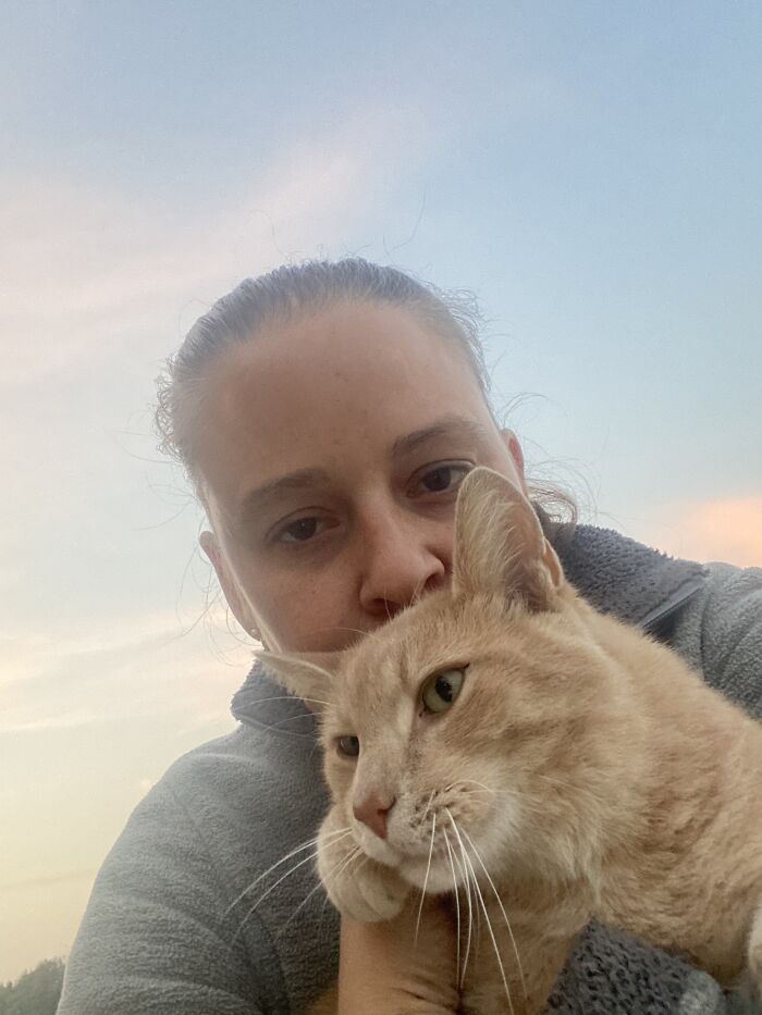 Nmc But My Parents New Barn Cat They Adopted That I Visit Daily While They Are Out Of Town