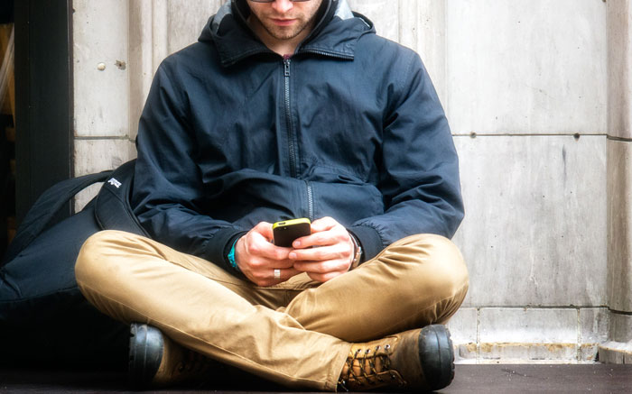 People Online Applaud This Employee Who Responded To His Supervisor's Message With A Meme And Got Suspended For It People Online Applaud This Employee Who Responded To His Supervisor's Message With A Meme And Got Suspended For It