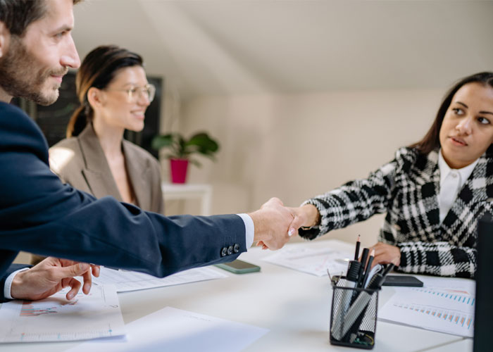 30 People Share Things In Job Descriptions Or Interviews That Instantly Indicate Red Flags