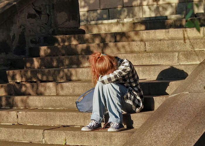 People List Things Parents Should Stop Teaching Their Kids And Explain Why They're Harmful (50 Answers)