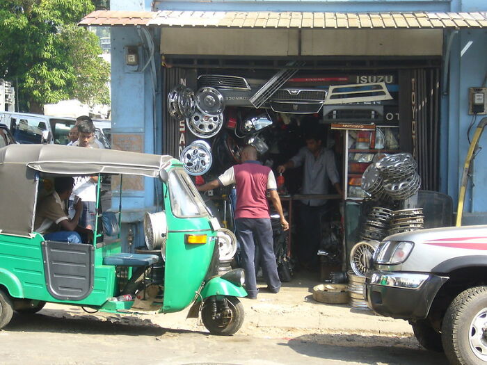 People Online Are Confessing Things They Found Out About Their Parents That They Weren’t Supposed To Know And These Are 25 Of Their Stories