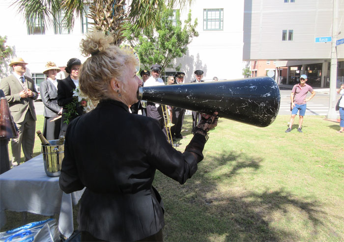 Introverted And Anxious People Reveal That These 30 Situations Are A Nightmare For Them