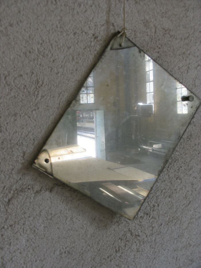 30 Things People Are Certain Of Without A Need To Prove It, As Shared In This Online Thread