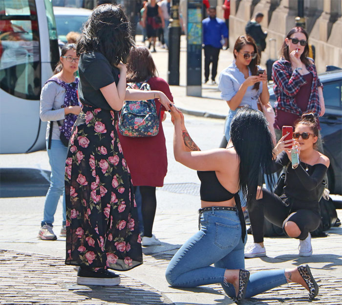 Introverted And Anxious People Reveal That These 30 Situations Are A Nightmare For Them