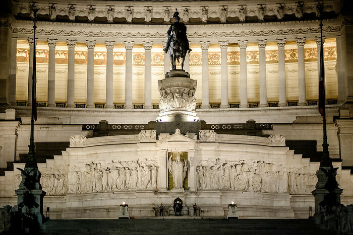 30 “Why Are You Booing At Me? I’m Right!” Moments That People In This Online Group Experienced