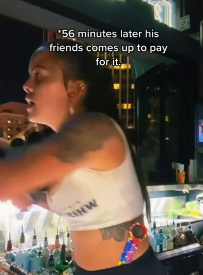 Bartender Shares How She Deals With Unpaying Customers, And The Internet Is Congratulating Her On Her Good Problem-Solving Skills