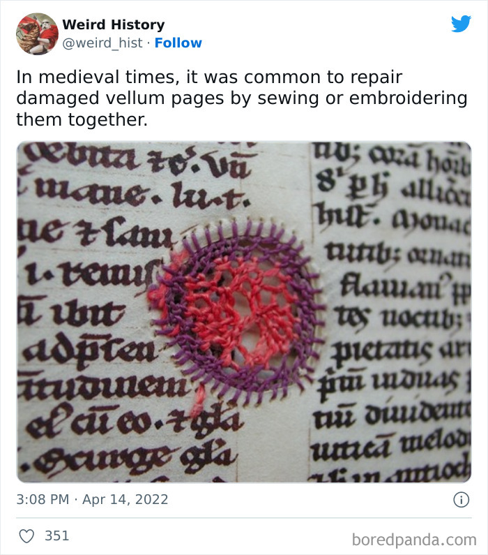 Weird History Tweets