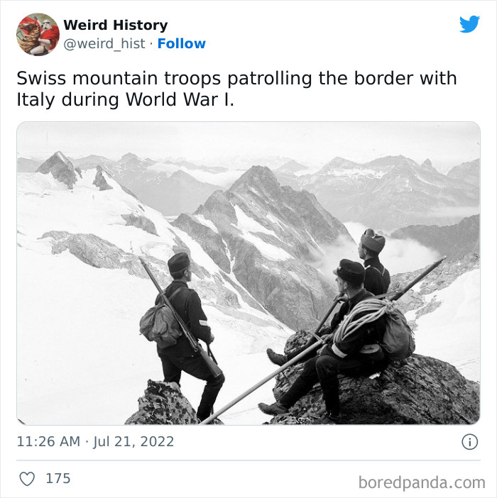 Weird History Tweets