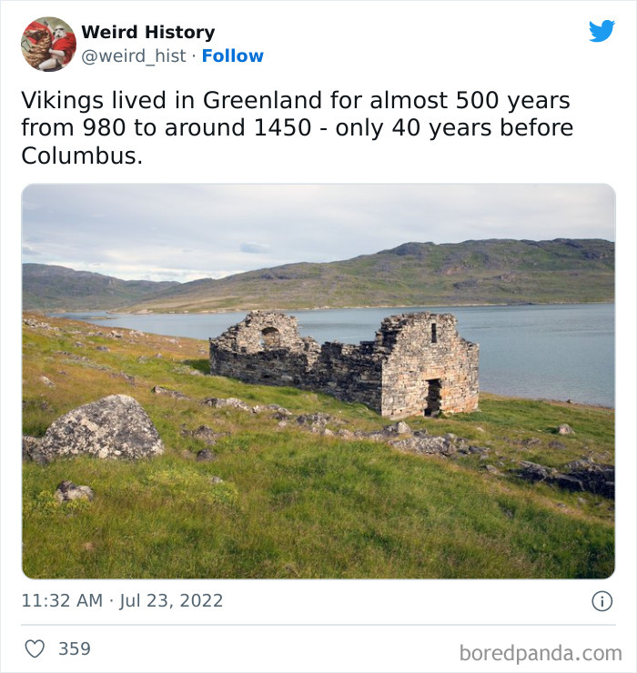 Weird History Tweets