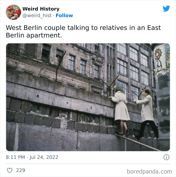 Weird History Tweets