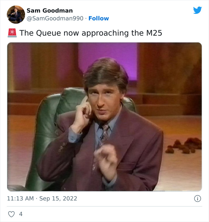 The-Queue-Queen-Elizabeth-British-Twitter