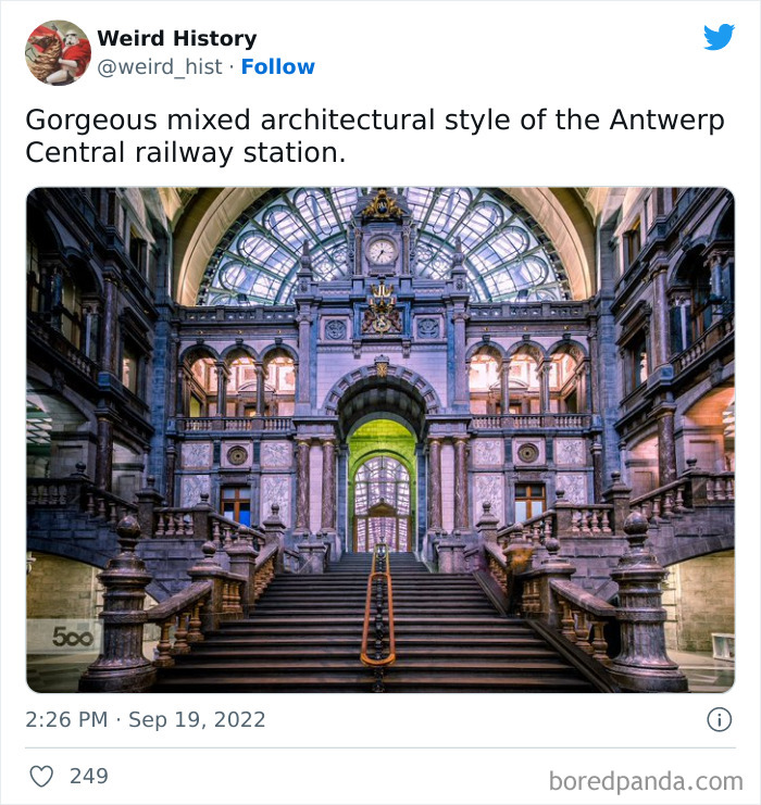 Weird History Tweets