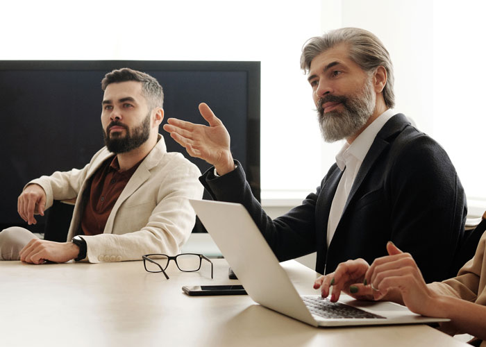 30 People Share Things In Job Descriptions Or Interviews That Instantly Indicate Red Flags