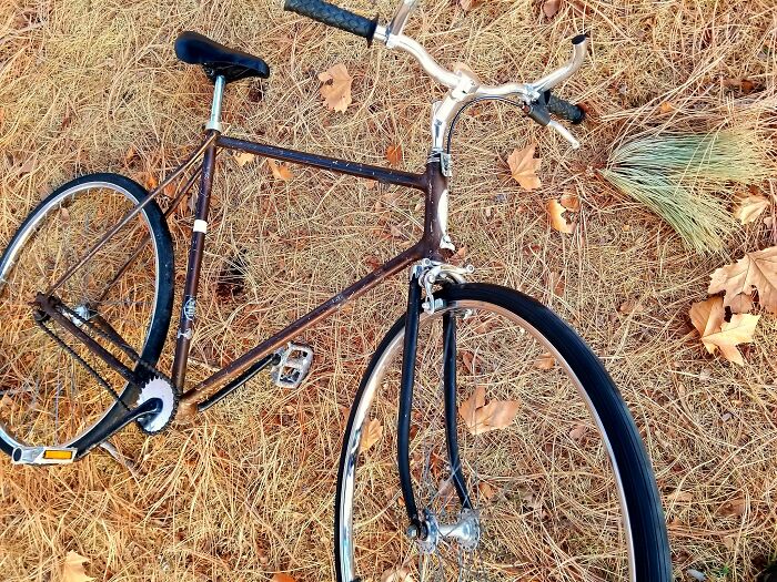 Person Wonders "What Is The Best Case Of 'You Just Picked A Fight With The Wrong Person' That You've Witnessed?" And 30 Netizens Reply