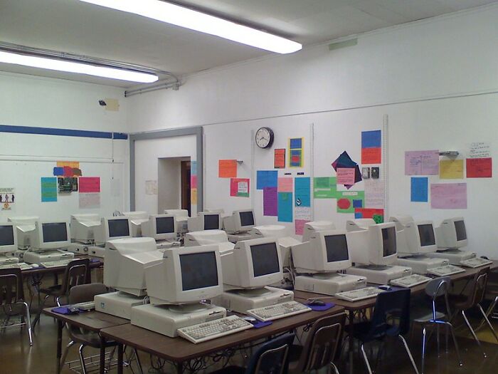 30 Folks Recall Moments They Were Hit With The Realization That They Are Adults