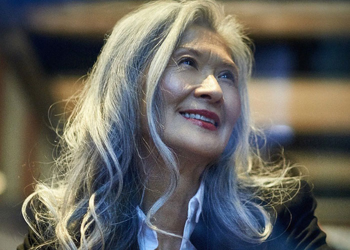 &ldquo;If I Don&rsquo;t Try, I&rsquo;ll Never Know&rdquo;: Woman Becomes A Model At 68, Smashes Age And Beauty Stereotypes