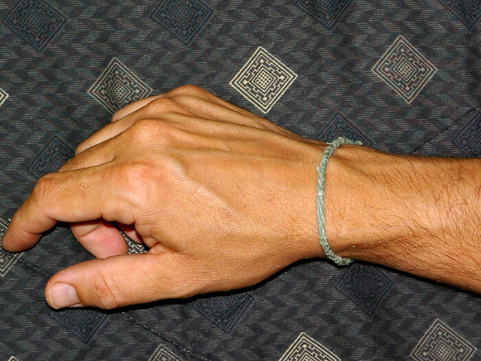 Folks In This Online Group Point Out 27 Obvious Lies People Actually Fell For