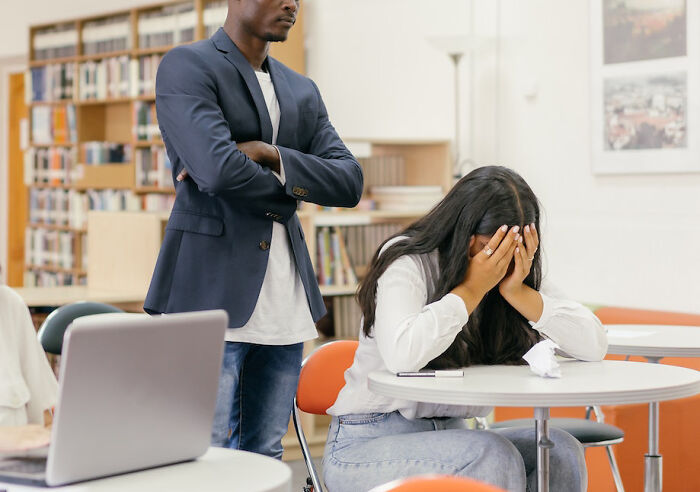 30 Crazy Things Teachers Did In The 80s And 90s That Seem Unbelievable Now