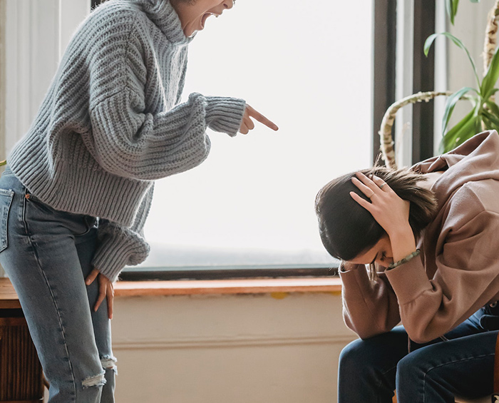 Gay Woman Inherits Summer House, Causes Uproar By Not Letting Her Conservative Family Use It For Free For Weddings