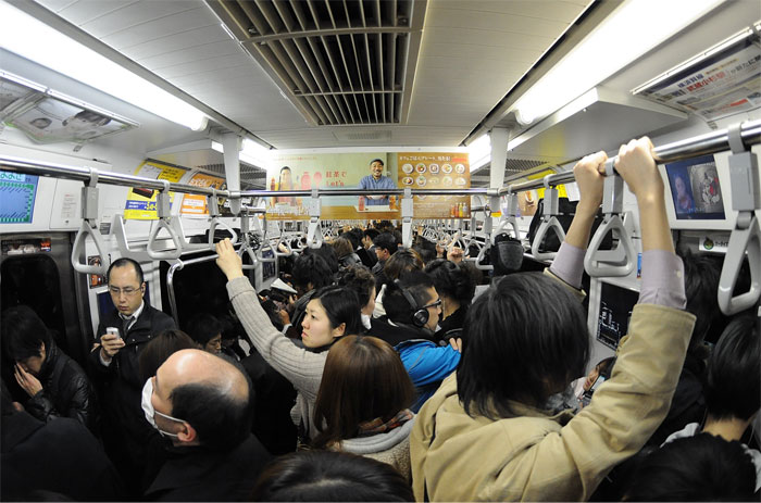 Introverted And Anxious People Reveal That These 30 Situations Are A Nightmare For Them