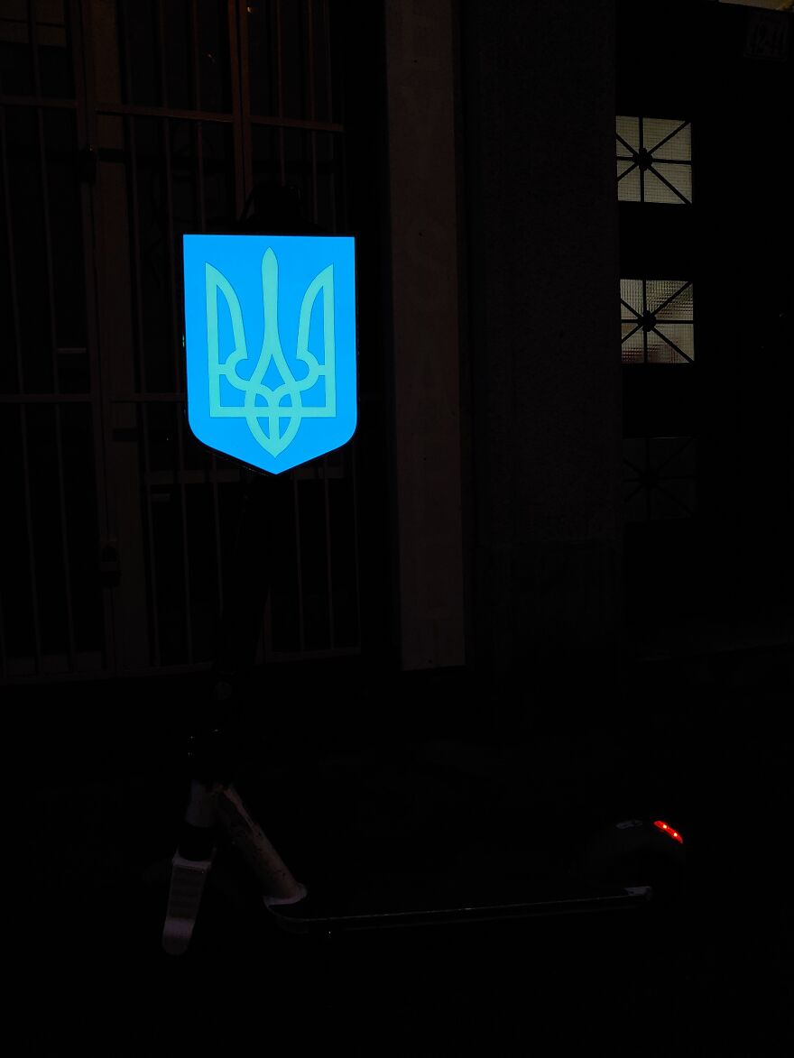 Electroluminescent Ukrainian Tryzub Electroluminescent Ukrainian Tryzub