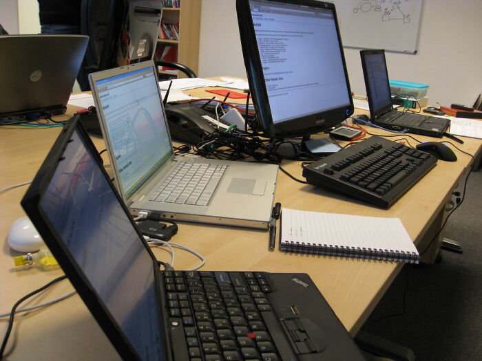 30 Concepts That Work Just Fine In Movies But Fail To Work In Real Life, As Pointed Out By Folks Online