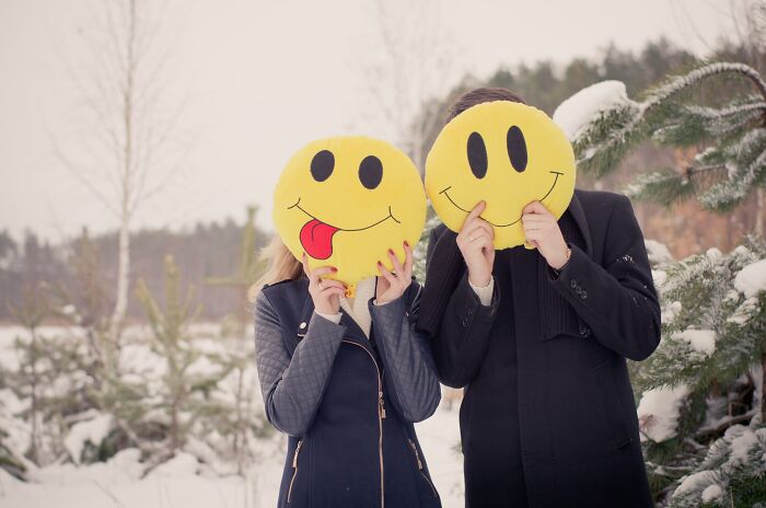 Person Online Wanted To Know “What Is The Best Response To ‘Why Are You Still Single?’” And 30 People Gave Their Suggestions