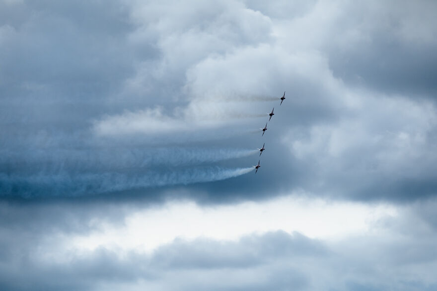 I Captured The Perfection Of Aerial Geometry And Trajectories Performed By Swiss Aerobatic Team Patrouille Suisse (40 Pics)