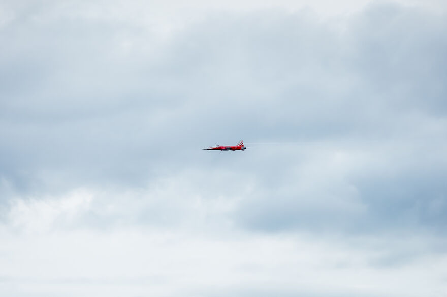 I Captured The Perfection Of Aerial Geometry And Trajectories Performed By Swiss Aerobatic Team Patrouille Suisse (40 Pics)
