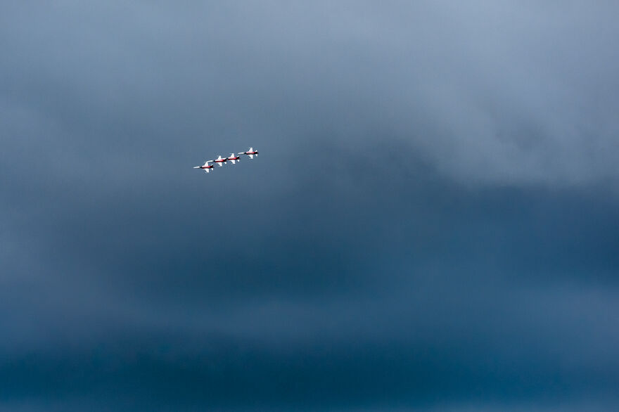 I Captured The Perfection Of Aerial Geometry And Trajectories Performed By Swiss Aerobatic Team Patrouille Suisse (40 Pics)